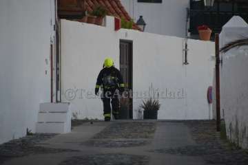 Un cortocircuito causa un incendio en una casa del núcleo histórico de Telde (Foto TA)